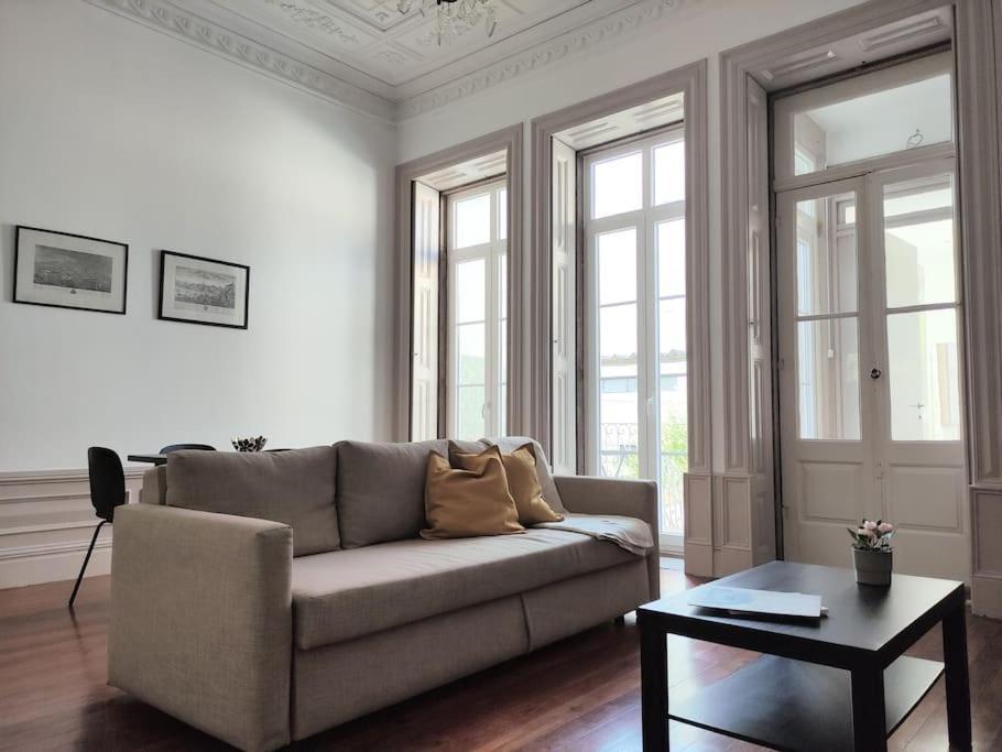 Alvares Cabral Apartamento C Apartment Porto Exterior photo