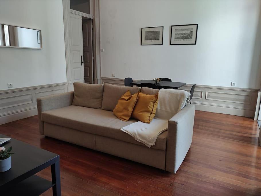 Alvares Cabral Apartamento C Apartment Porto Exterior photo