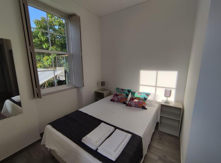 Alvares Cabral Apartamento C Apartment Porto Exterior photo